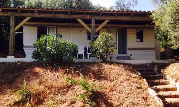 Figari Casa | Casa móvil en Figari en la aldea de San Gavino