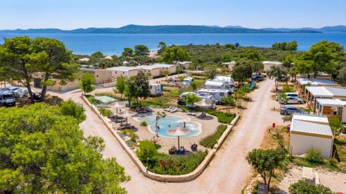 Ugljan Otro | Mobile Homes at Camping Ugljan Resort