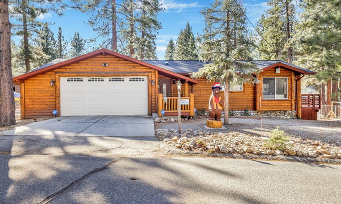 Big Bear Lake Chalet De Esquí | Mockingbird in Moonlight #2527