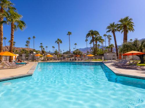 Twin Palms Apartamento | MOD at Ocotillo Lodge by ACME House Company