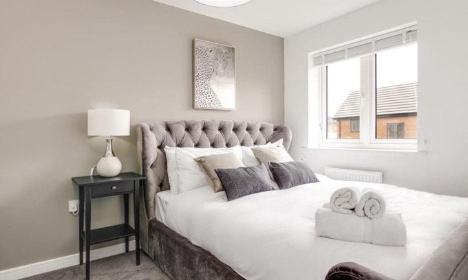 Castle Bromwich Casa | Moda Stays - Mull Croft House