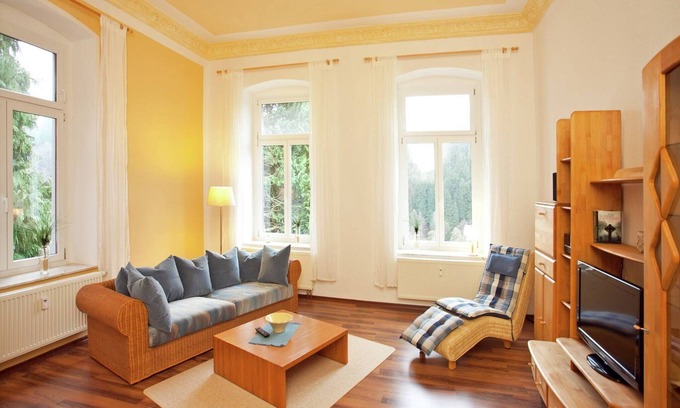 Borstendorf Villa | Villa moderna en Borstendorf mit Park
