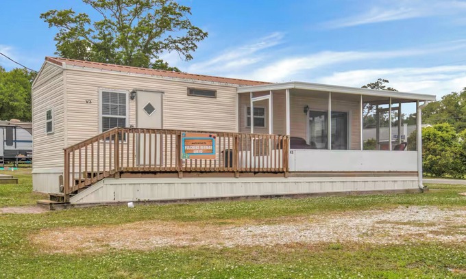 Sneads Ferry Alquiler De RV | Model Home near Camp Lejeune with Water View