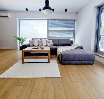 Prievidza Apartamento | Moderný Loft s Terasou v centre mesta Prievidza
