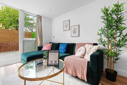 Gravesend Apartamento | Modern 1 Bed Apartment with Garden in Gravesend
