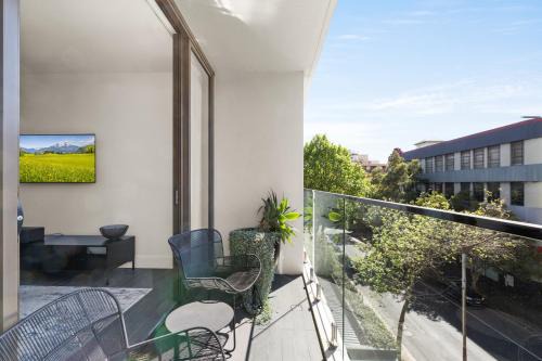 Surry Hills Apartamento | Modern 1-Bed with Balcony in Bustling Surry Hills