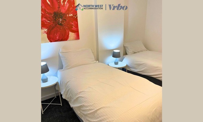 St Helens Apartamento | Modern 1 Bedroom Apartment | Free WiFi | Perfect for Solo or Business Stay