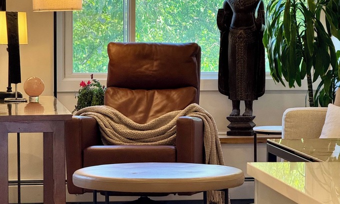 Whittier Condominio | Modern 1-bedroom condo on Pearl Street, WiFi, AC, parking