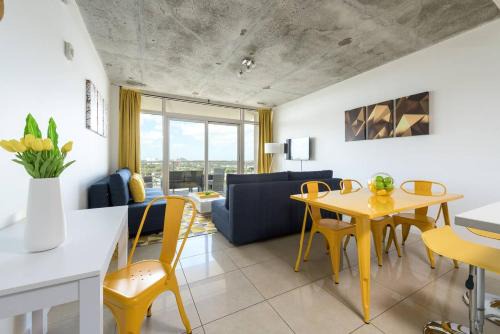 Midtown Apartamento | Modern 1 Bedroom Midtown Miami with FREE Parking