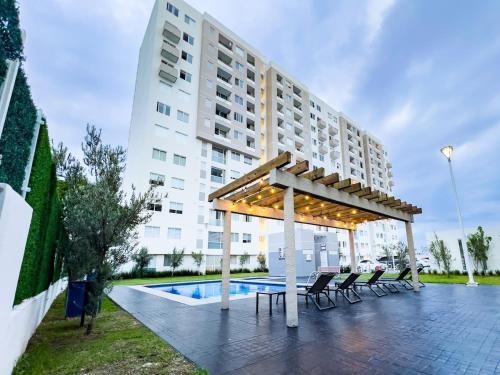 Guadalajara Municipality Apartamento | Modern 12th-Floor Penthouse w 2 Balconies & City Views