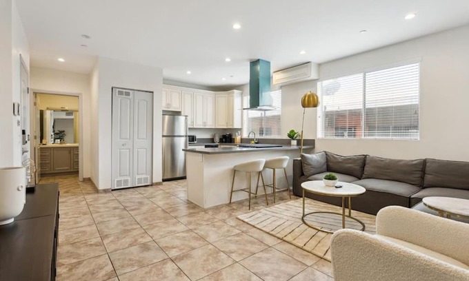 East Hollywood Apartamento | Modern 1BR Apt in Hollywood