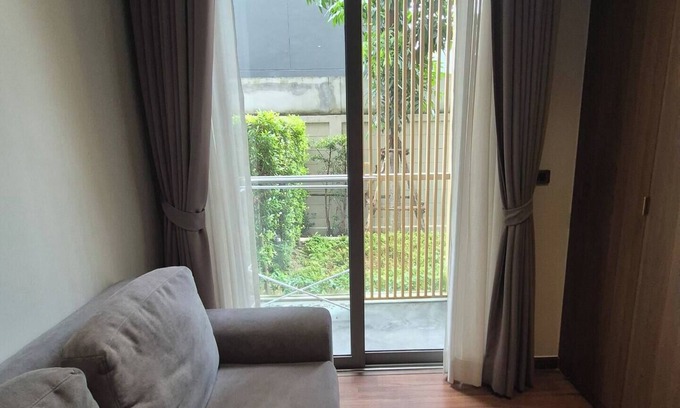 Bang Wa Apartamento | Modern 1BR Condo - Garden View - Fast Wi-Fi