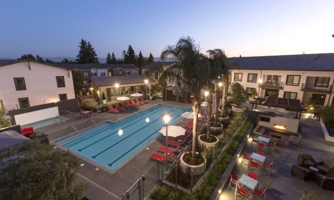 Morse Park Condominio | Modern 1BR Condo in Anton 1101 w Fire Pit and Pool