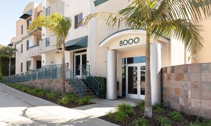 Playa Del Rey Apartamento | Modern 1BR Playa Del Rey, Gym+Pool, 5min to beach by Blueground