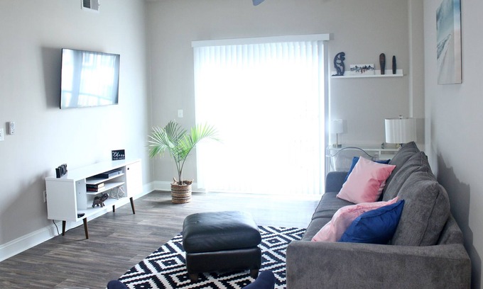 SouthPark Apartamento | Modern 1BR★Heart of Southpark★ WiFi + Free Parking