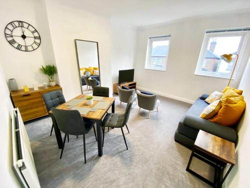 Feltham North Apartamento | Modern 2/3 huge bedrooms Heathrow & Central London