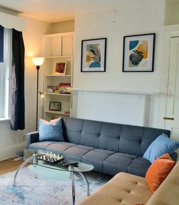West Ham Apartamento | Modern 2 Bed Apartment, 8min to Stratford Station, Sleeps 6
