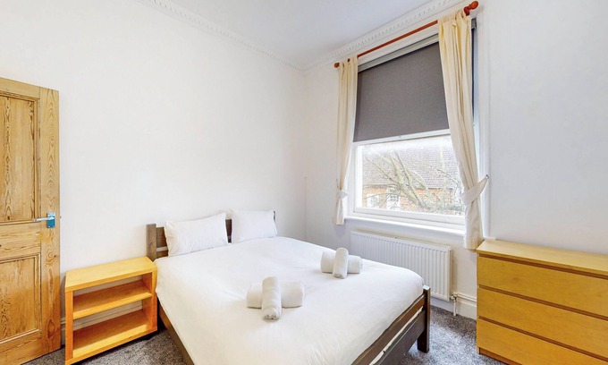 Chiswick Riverside Apartamento | Modern 2 Bed APT-7 Minutes From The Thames River