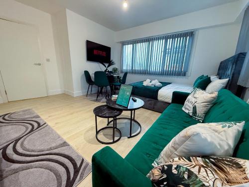 Harlington Apartamento | Modern 2 Bed Flat by Heathrow Airport, Free Parking