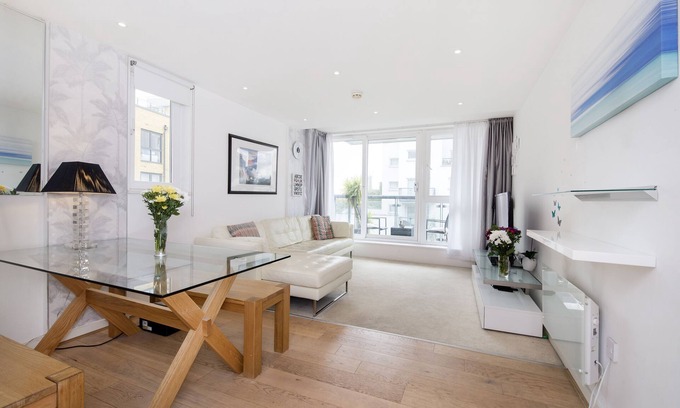 Thamesfield Apartamento | Moderno apartamento de 2 dormitorios en Riverside