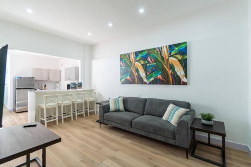 San Francisco Apartamento | Modern 2-Bedroom Apartment in historic Old San Juan