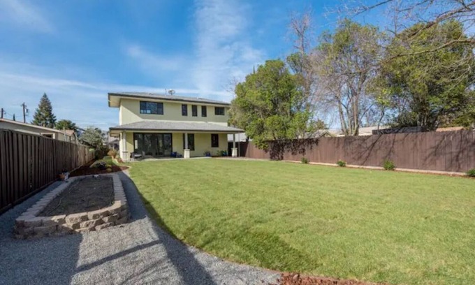 Winters Casa | Modern 2 bedroom close to historic downtown winters