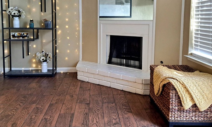 Marysville Condominio | Modern 2 bedroom condo with private backyard