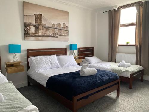 Cwmbrwla Apartamento | Modern 2 Bedroom Flat in Robert st Swansea