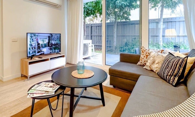 Brighton Apartamento | Deluxe Brighton 3B Apt con jardín privado PARKING + WIFI + Smart TV