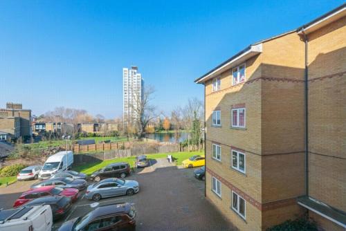 Woolwich Casa | Modern 2BR Apartment - 25min to Central London
