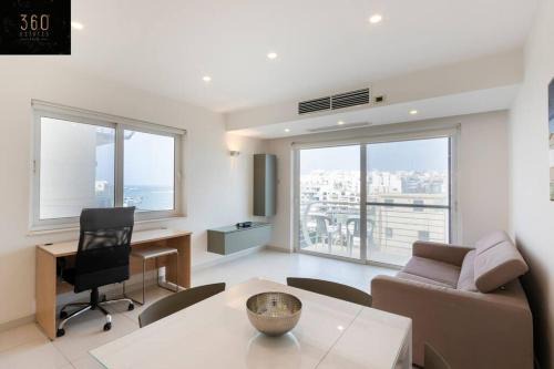 Marsaskala Apartamento | Modern 2BR APT in the quaint village of Marsaskala & AC by 360 Estates
