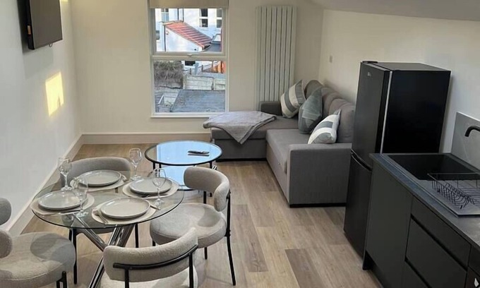 West Hendon Apartamento | Modern 2BR flat in Hendon near Wembley Stadium