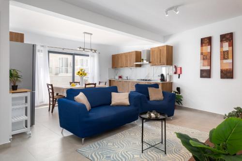 Pieta Apartamento | Modern 2BR Stylish Apartment with 2 Balconies - Close to St Julian's & Sliema & Yacht Marina