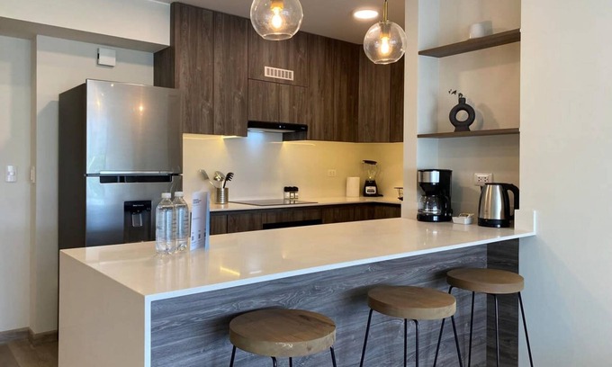 Centro Financiero de San Isidro Apartamento | Modern 2BR With Balcony in San Isidro