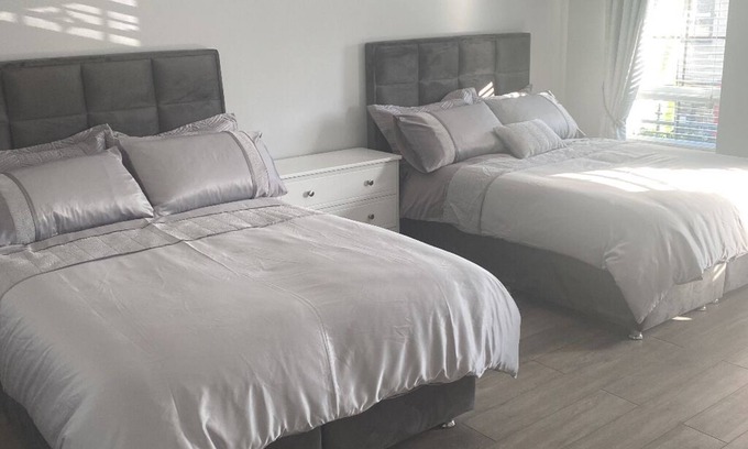 Bellaghy Apartamento | Modern 3-Bed Apartment in Magherafelt Sleeps 8