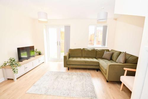 Kirkdale Casa | Modern 3 Bedroom House in Kirkdale Liverpool