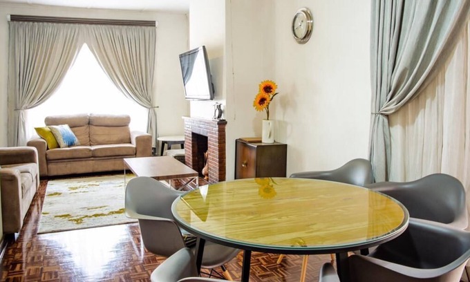 Bulawayo Apartamento | Modern 3 bedroomed guesthouse in Paddonhurst - 2037