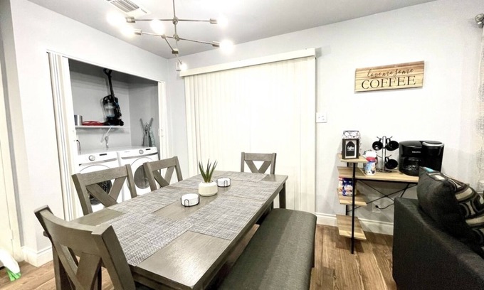 Woodstone Casa | Modern 3 Beds In San Antonio with patio/Randolph AFB