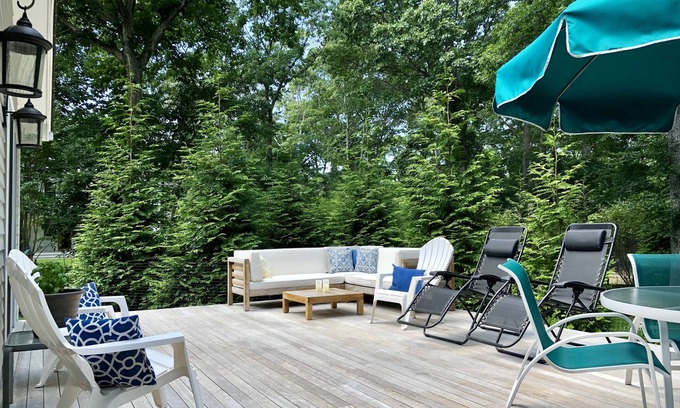 East Hampton North Casa | Modern 3 BR Close to All - Restaurants, Shops, and Beaches