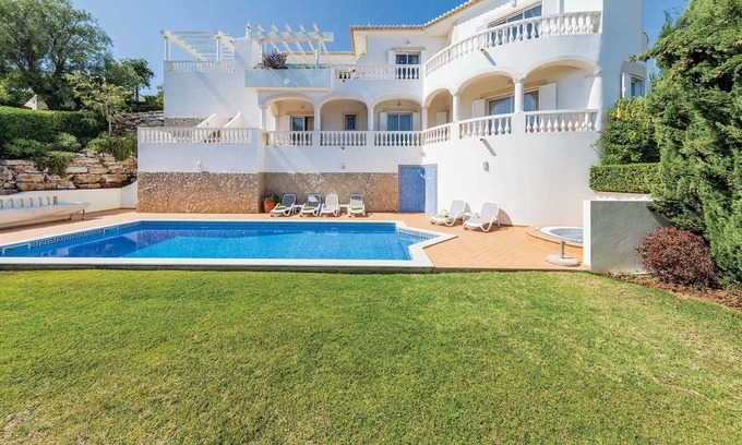 Budens Villa | Alojamiento de 3 habitaciones en Santo Antonio Resort