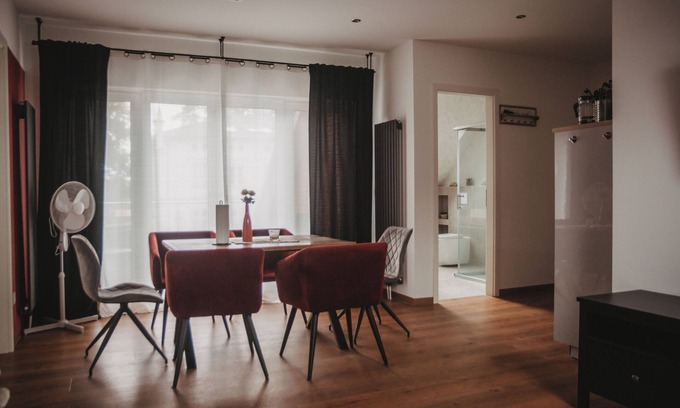 Groemitz Apartamento | Apartamento moderno de 3 habitaciones con terraza propia y plazas de aparcamiento.