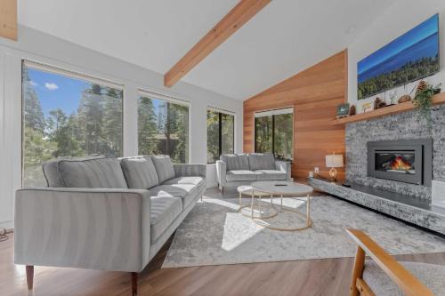 Carnelian Bay Casa | Modern 3BR Carnelian Bay Retreat