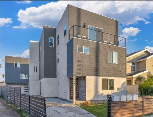 Mid City Casa | Modern 3BR Home in Mid-City