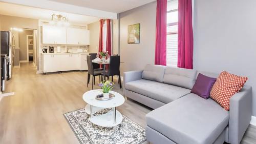 Sandy Hill Apartamento | Modern 3BR in Sandy Hill - Walk to Byward Market