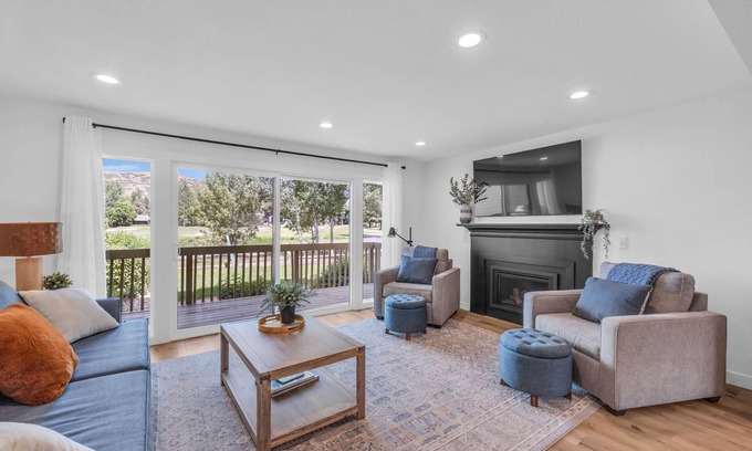 Park Meadows Casa | Modern 3BR in Serene Area/Near Ski Slopes & Town!