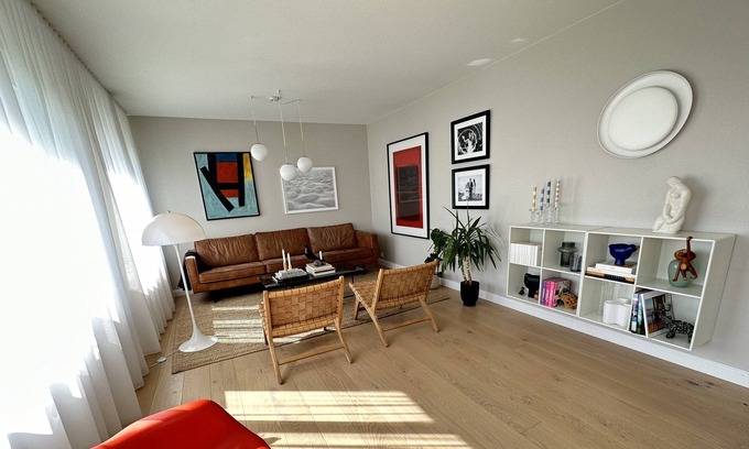 Vesturbær Casa | Modern 4 bedroom house in Reykjavik, Superb Location !