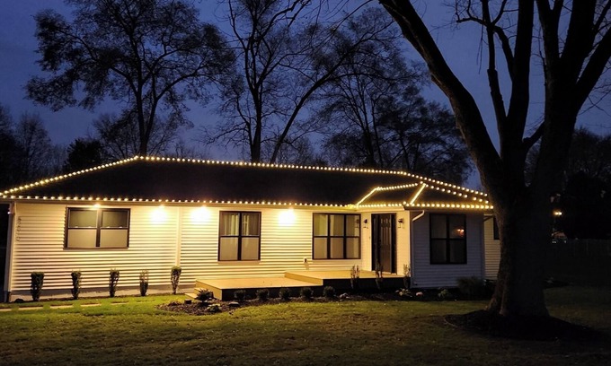 Granger Casa | Modern 4-bedroom house close to restaurants - 10 minutes from Notre Dame Stadium