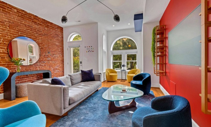 Truxton Circle Casa | Modern 5 Bed Luxe Rowhome w Patio deal for Groups