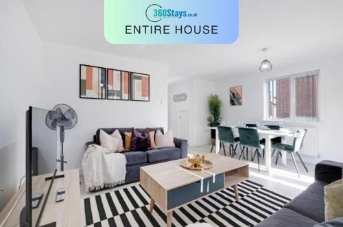 Aylesbury Casa | Modern 5 Bedroom 3 Bathroom Serviced House Aylesbury with Parking By 360Stays