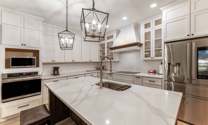 Ellis County Otro | Modern 5 bedroom Farm House
